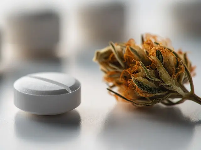 Je Xanax podobný CBN? Srovnání účinků a bezpečnosti